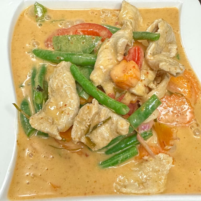 Explore Our Flavorful Curry Dishes